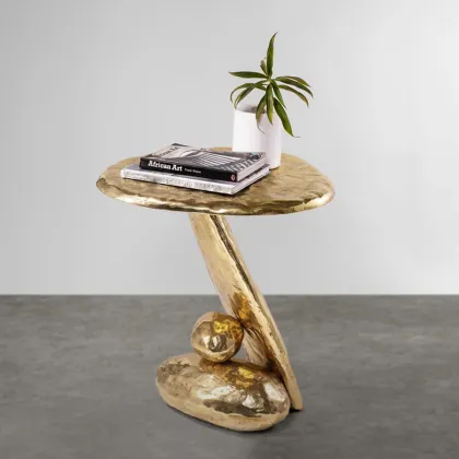 Zdjęcie Elegancki stolik do sypialni