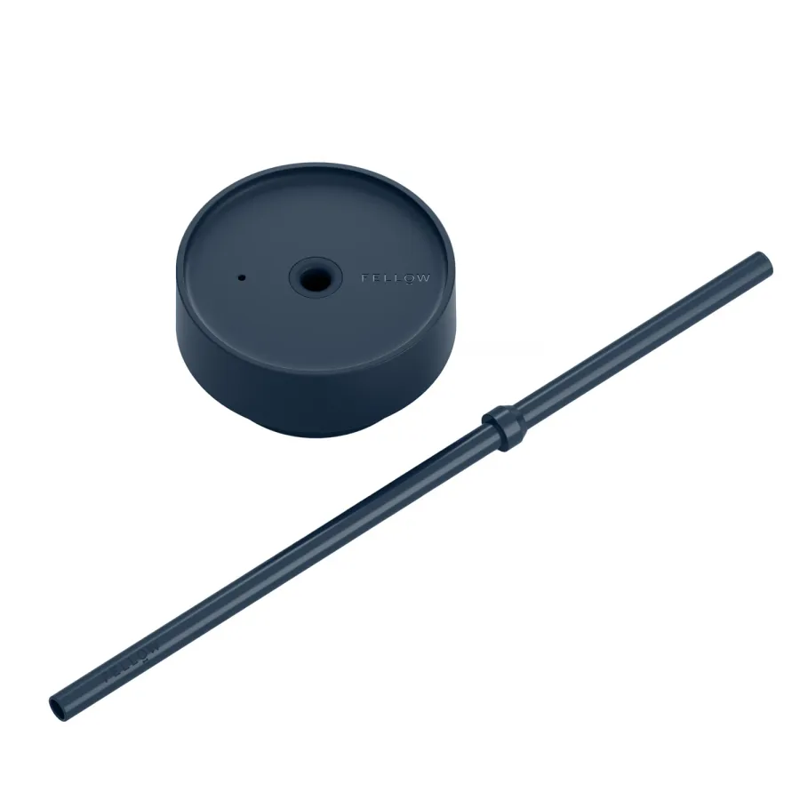 obrazek 1 Fellow - Carter Cold Lid + Straw - Granatowa pokrywka ze słomką do kubka FELLOW