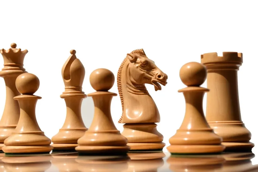 obrazek 9 Prestiżowy zestaw szachowy serii Knights of The Empire Prestige - The Chess Empire