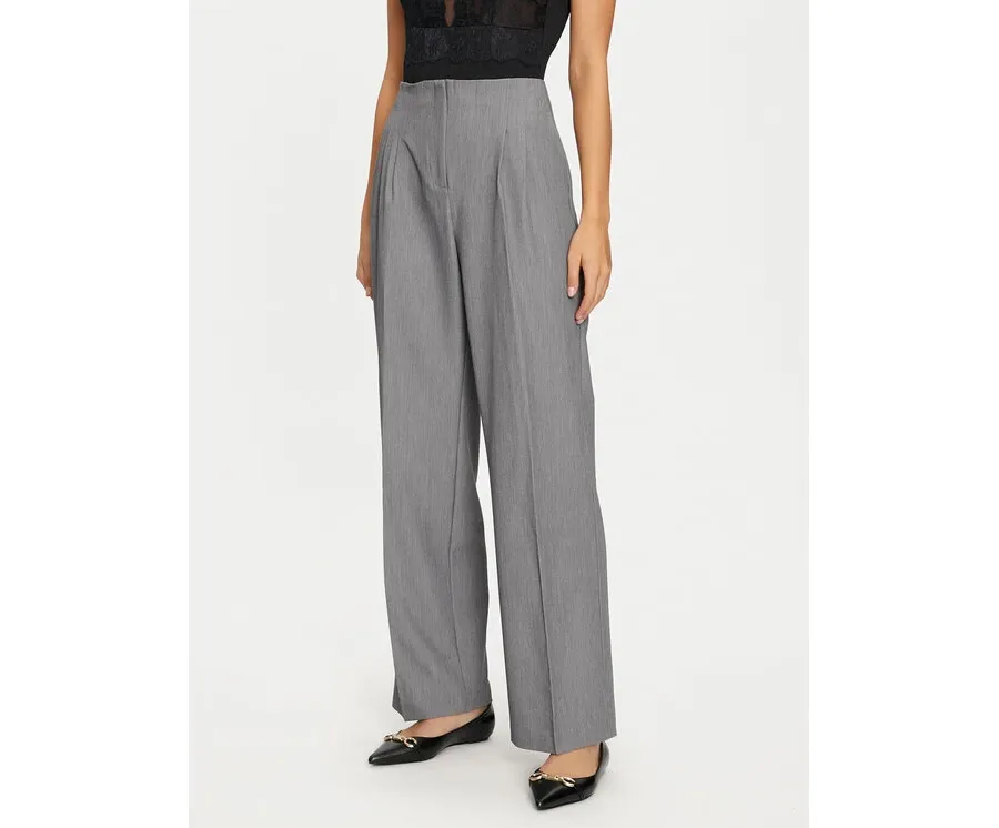 obrazek 1 Vero Moda Spodnie materiałowe Vika 10323447 Szary Straight Fit