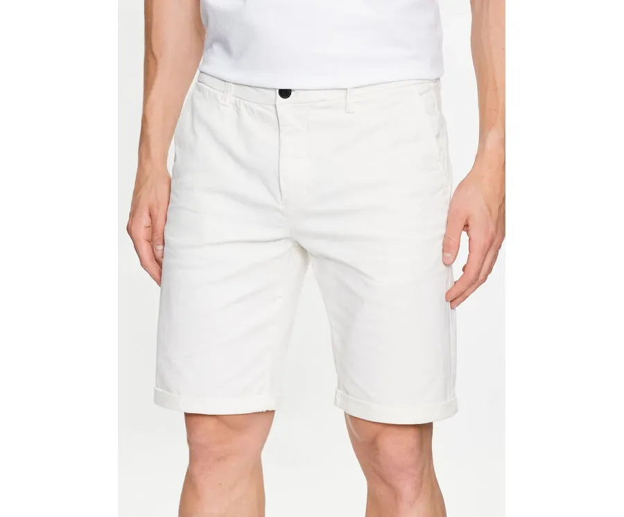 obrazek 1 Lindbergh Szorty materiałowe 30-505044 Biały Slim Fit