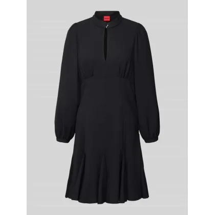 Zdjęcie Sukienka o długości do kolan ze stójką model ‘Kahera’