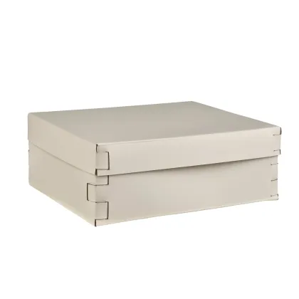 Zdjęcie Eleganckie pudełko Snob 36x30xH13,5 cm wykonane ze skóry w kolorze waniliowym