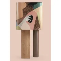 Zdjęcie Charakterystyczna szafka ozdobna In Maj In do stylowych wnętrz