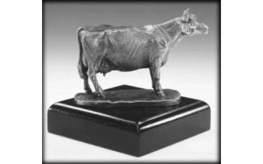 obrazek 1 Wyjątkowa statuetka - nagroda – rzeźba krowy mlecznej