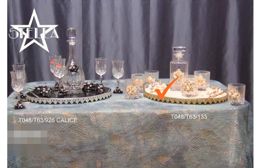 obrazek 1 Gustowna ceramiczna taca z 6 kieliszkami i karafką