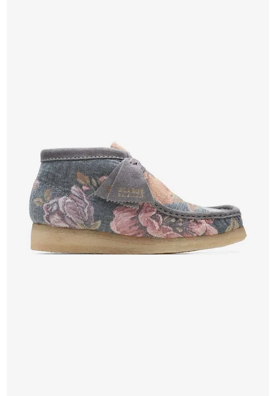obrazek 1 Clarks Originals półbuty Wallabee Boot damskie kolor szary na płaskim obcasie 26169842