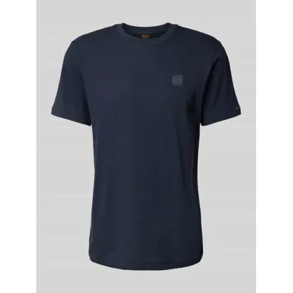 Zdjęcie T-shirt z naszywką z logo