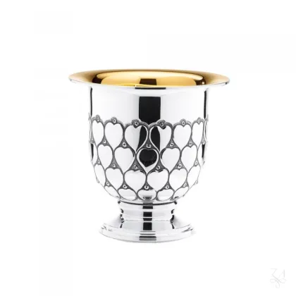 Picture Stylish silver ice bucket decorated with a heart motif - Zaramella Argenti