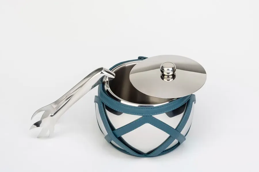 obrazek 1 Luksususowy izolowany pojemnik na lód w skórzanej oprawie w kolorze niebieskim - do kuchni