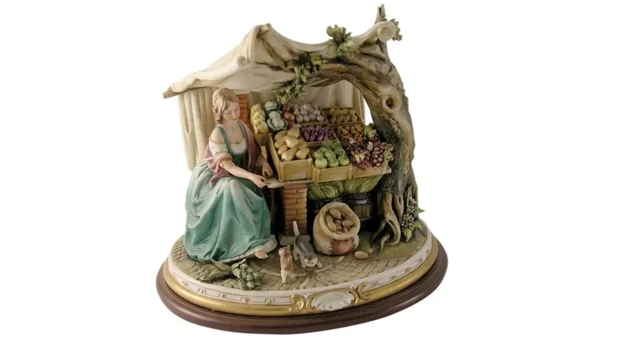 obrazek 1 Kobieta sprzedająca owoce - elegancka włoska porcelana