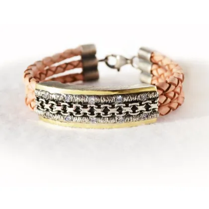 Picture Unique leather bracelet, decorated with gold and silver
