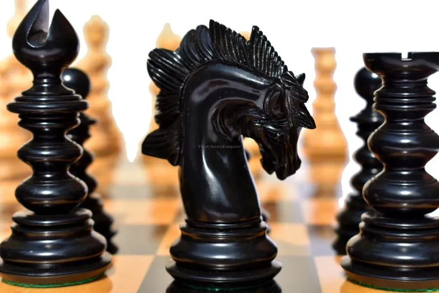 obrazek 7 Wyśmienity zestaw z matowym wykończeniem do gry w szachy - The Chess Empire