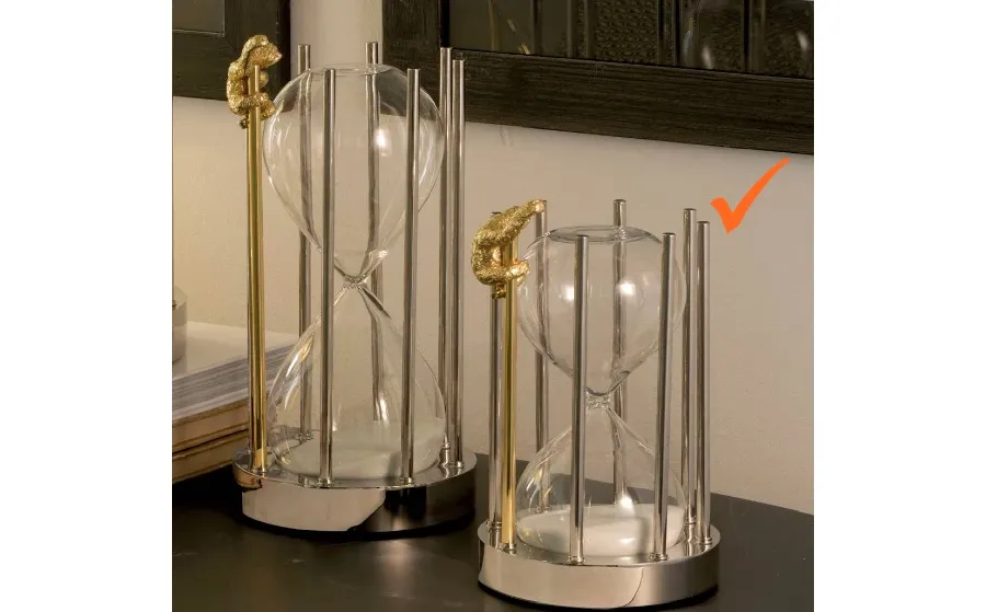 obrazek 1 Dekoracyjna klepsydra z mosiądzu złoconego i niklowanego