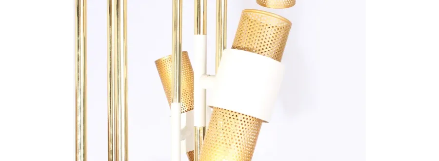 obrazek 4 Nieszablonowa lampa podłogowa Reed z mosiądzu i aluminium