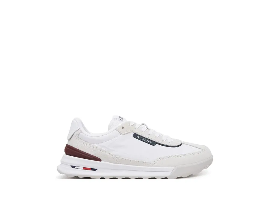 obrazek 1 Tommy Hilfiger Sneakersy Retro Runner Seasonal FM0FM05425 Biały