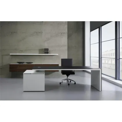 Zdjęcie Biurko gabinetowe Müller Manufaktur z możliwością personalizacji