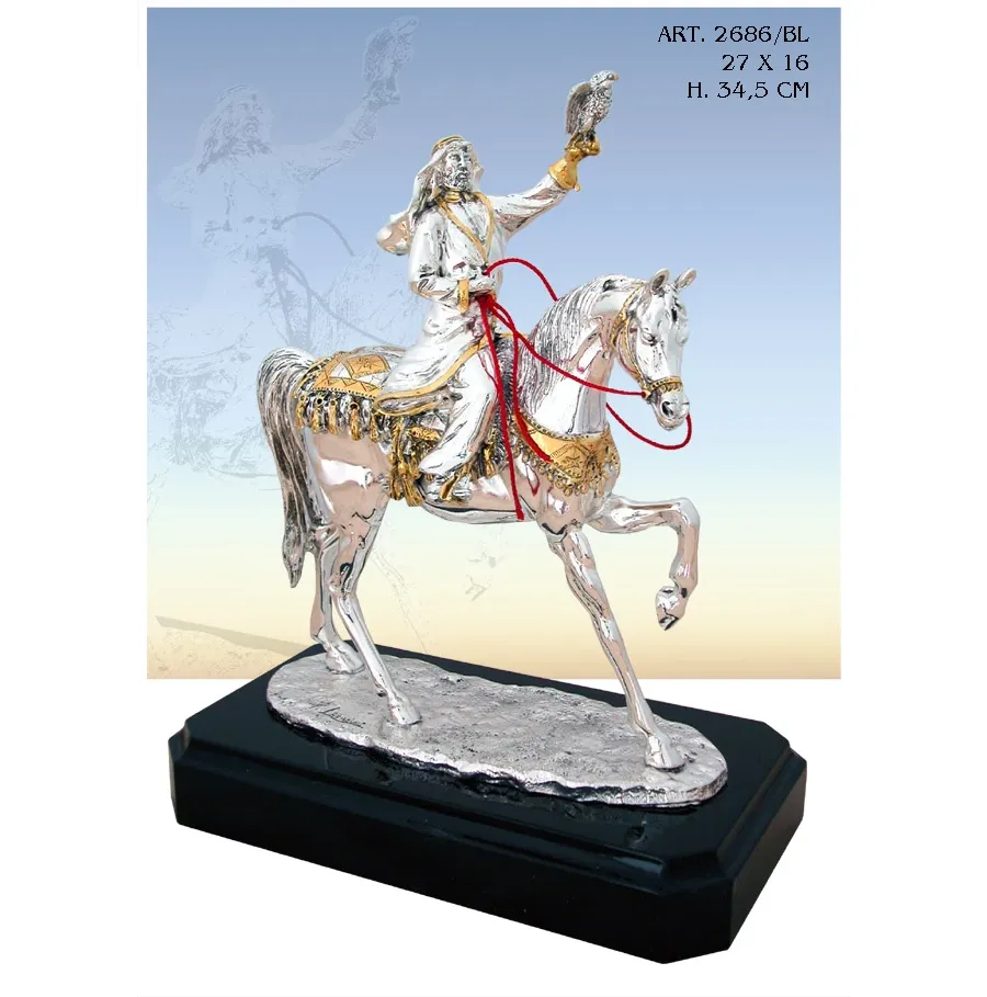 obrazek 1 Stylowa figura włoskiego producenta