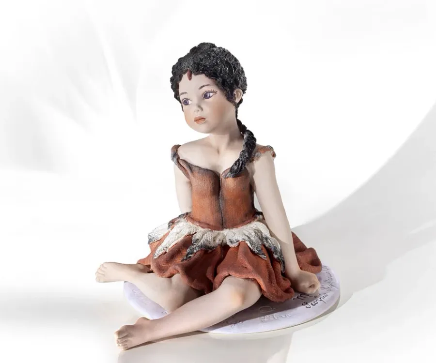 obrazek 1 Porcelanowa lalka kobiety - skorpion znak zodiaku - Sibania
