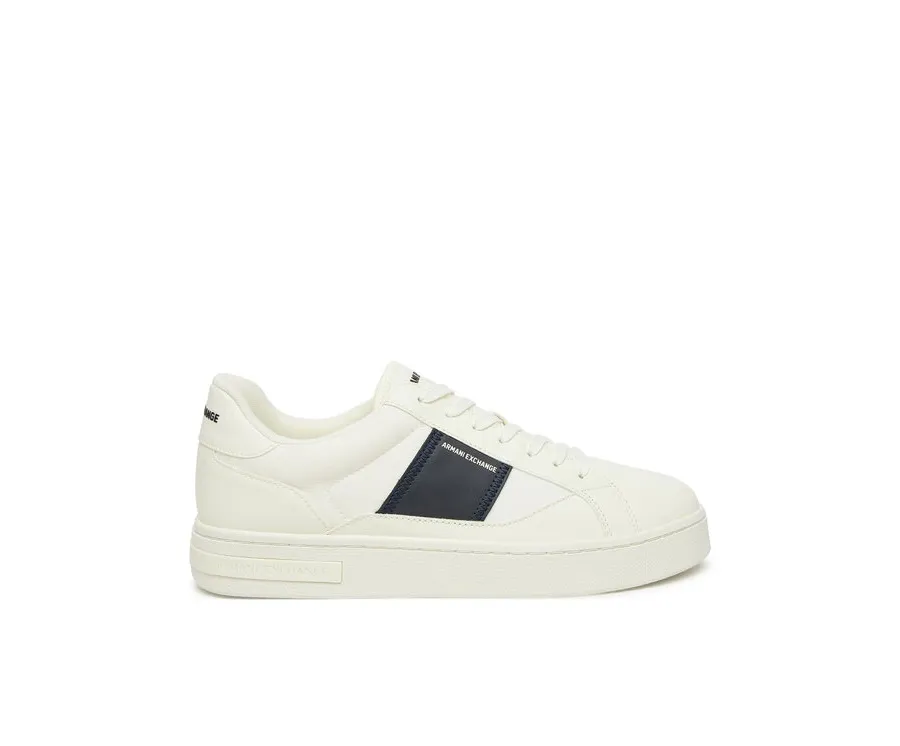 obrazek 1 Armani Exchange Sneakersy XUX241 XV911 U388 Biały