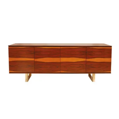 Zdjęcie Nowoczesny kredens na pozłacanych nóżkach - Ana Roque