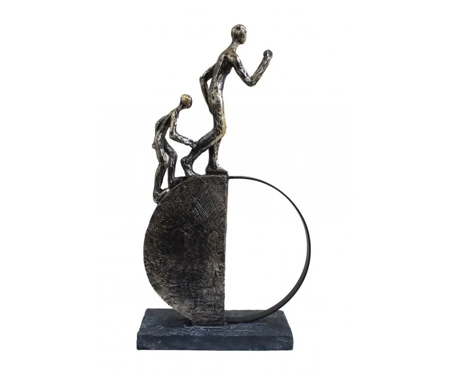obrazek 1 Wyjątkowa statuetka - podążanie za śladami ojca