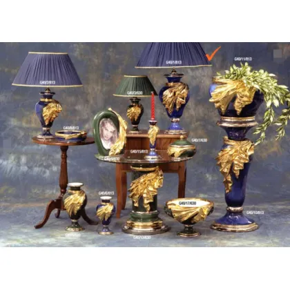 Zdjęcie Dekoracyjna ceramiczna niebiesko-złota lampa do salonu