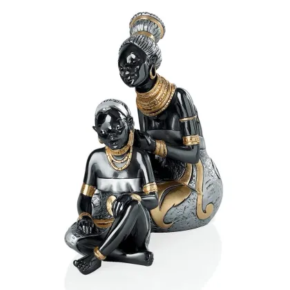 Zdjęcie Ozdobna statuetka afrykańska