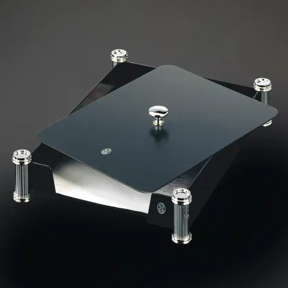 Zdjęcie Niebanalny pojemnik na dokumnety