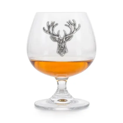 Zdjęcie Oryginalny prezent dla miłośnika dzikiej natury - kieliszek do brandy z cynowym emblematem