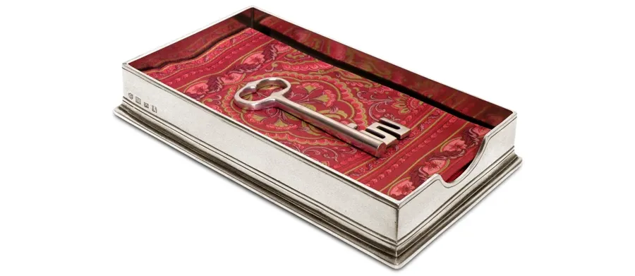 obrazek 1 Elegancki serwetnik z pewteru
