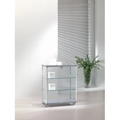 Zdjęcie Wyjątkowa lada ekspozycyjna z profili aluminiowych