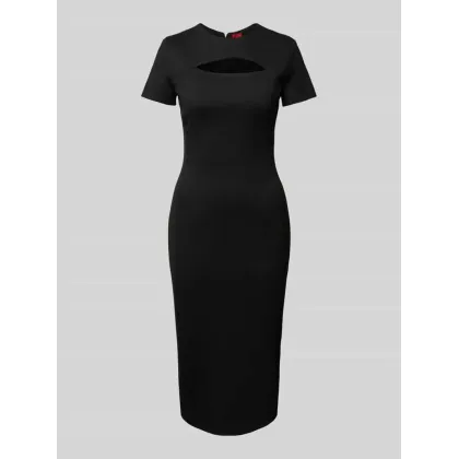 Zdjęcie Sukienka etui z wycięciem model ‘Kalmine’