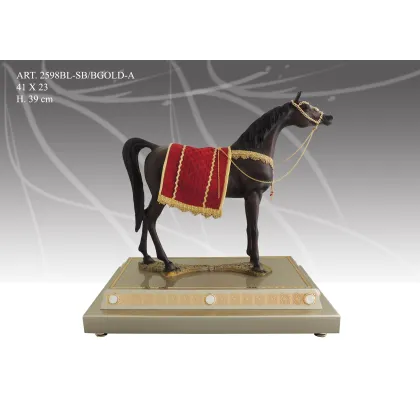 Zdjęcie Ekskluzywna włoska figura konia królewskiego