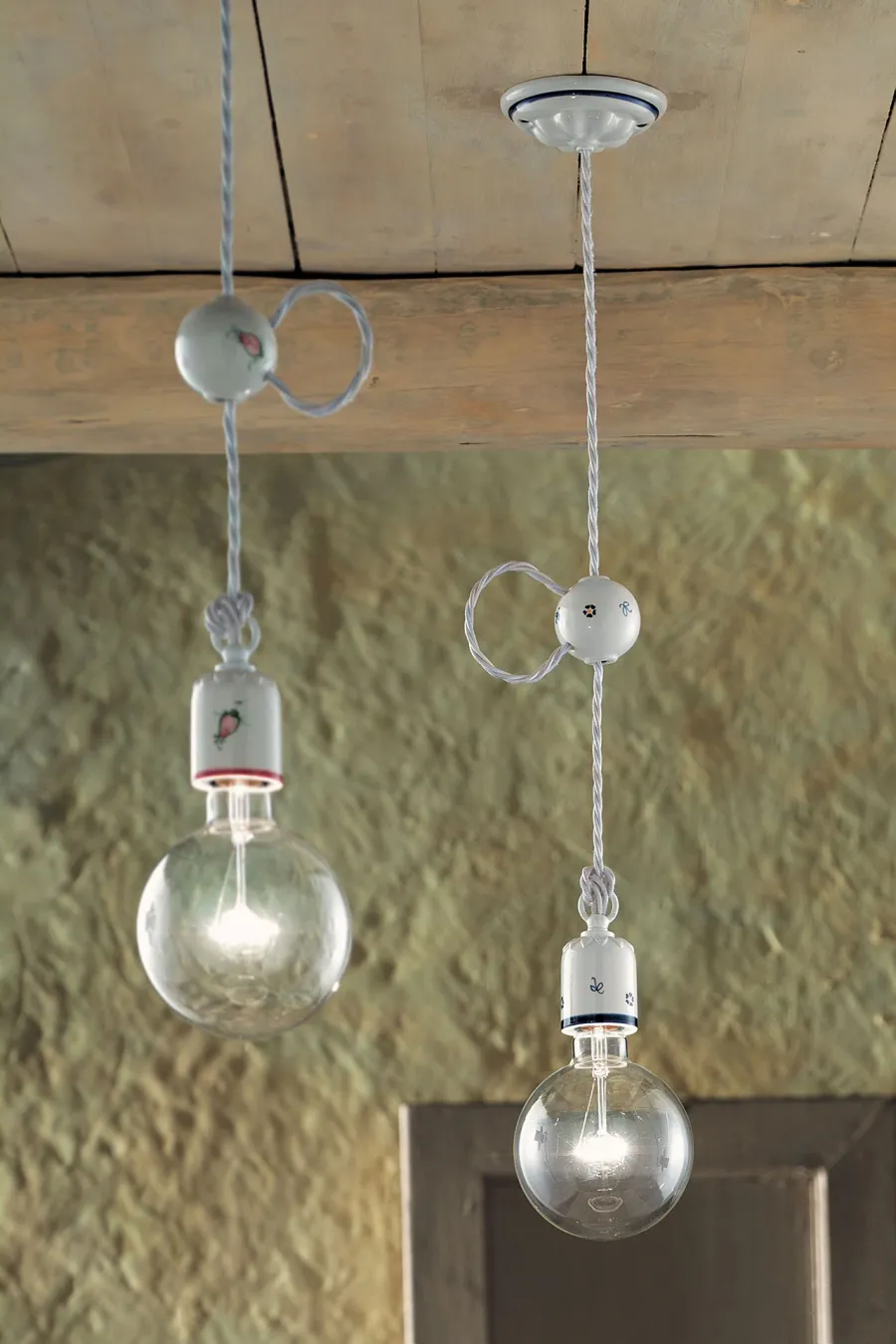 obrazek 2 Klasyczna włoska lampa wisząca do stylowego wnętrza