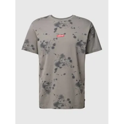 Zdjęcie T-shirt z wyhaftowanym logo