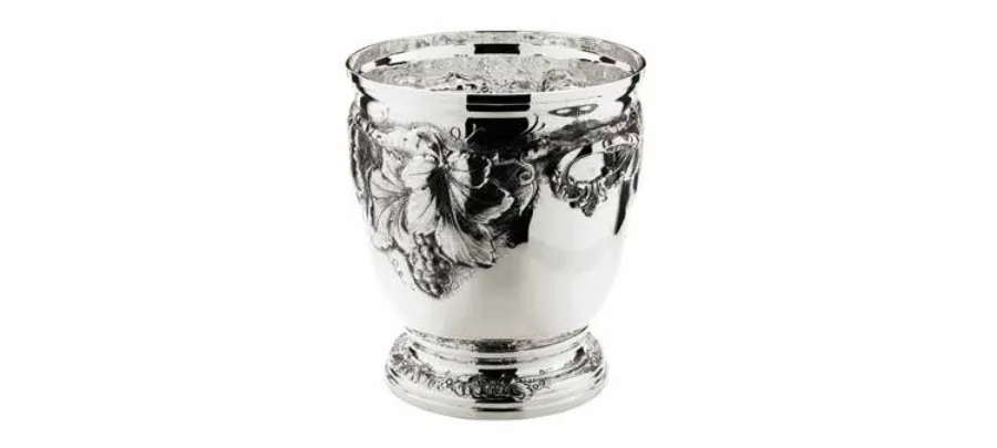 picture 1 Ice bucket w/vine embossing 