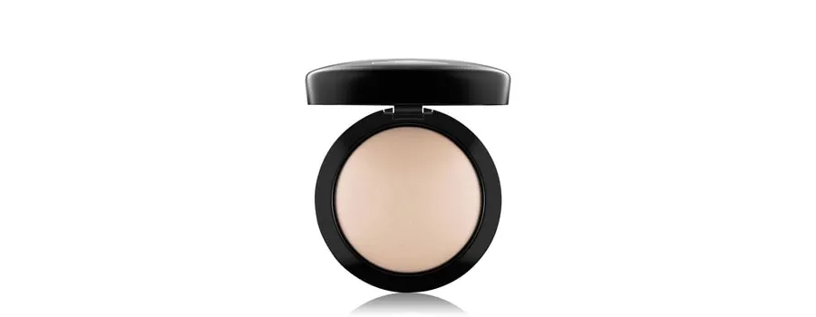 obrazek 1 MAC Mineralize Skinfinish Natural Kompaktowy puder 10 g Light