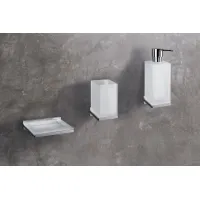 Picture Luxurious bathroom accessories from the Look collection