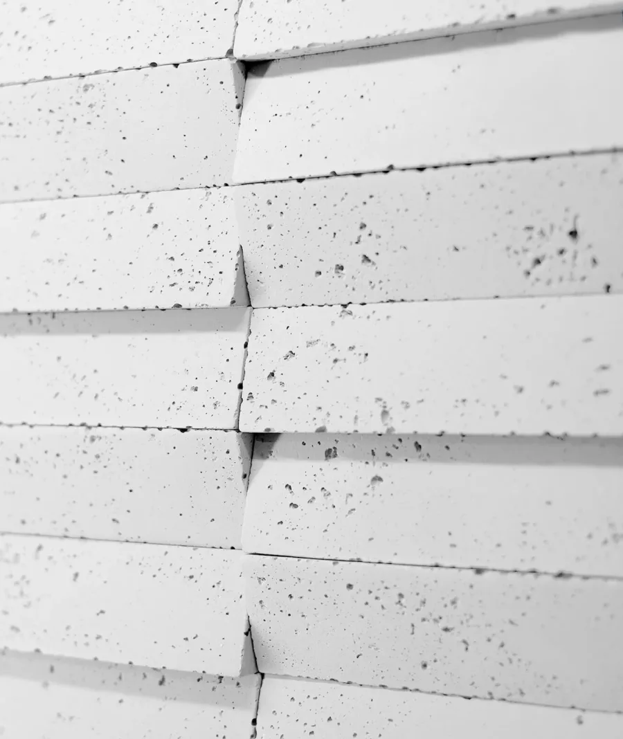 obrazek 1 22,6x5x2 cm VT - CEGŁA ITALIC (B0 biały złamany) - dekoracyjny beton architektoniczny