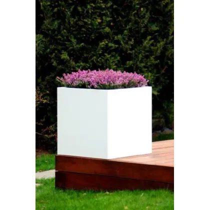 Zdjęcie Piękna kwadratowa donica Cube w 3 wariantach wymiarowych