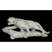 Picture Sophisticated figure of white leopard