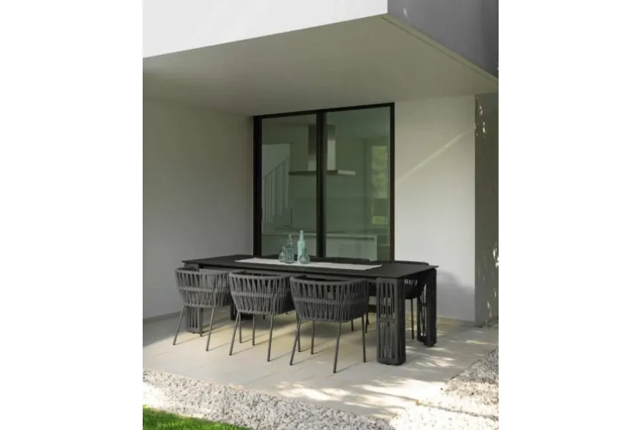 obrazek 1 Piękny luksusowy stół włoskiego producenta