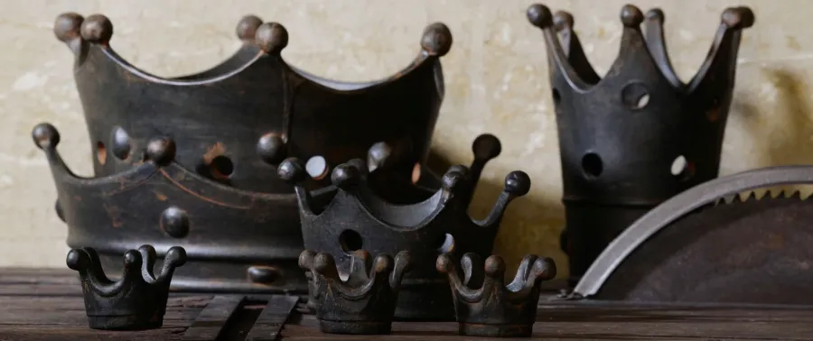obrazek 5 Dekoracyjna ceramiczna patera w kształcie korony - Virginia Casa