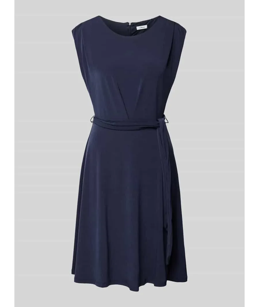 obrazek 1 Sukienka businessowa o kroju regular fit z wiązanym paskiem