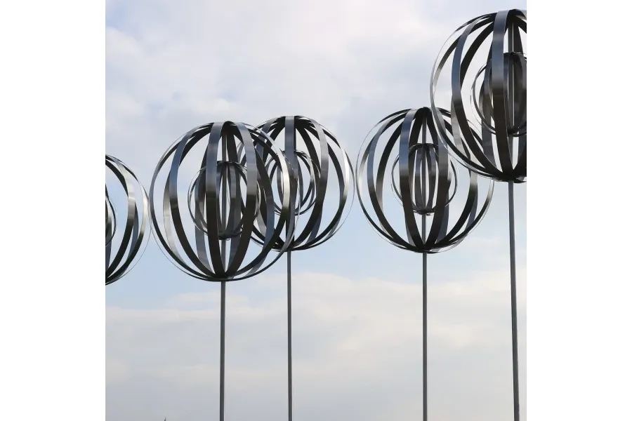 obrazek 1 Zjawiskowa ozdoba do ogrodu "Metalowy las"