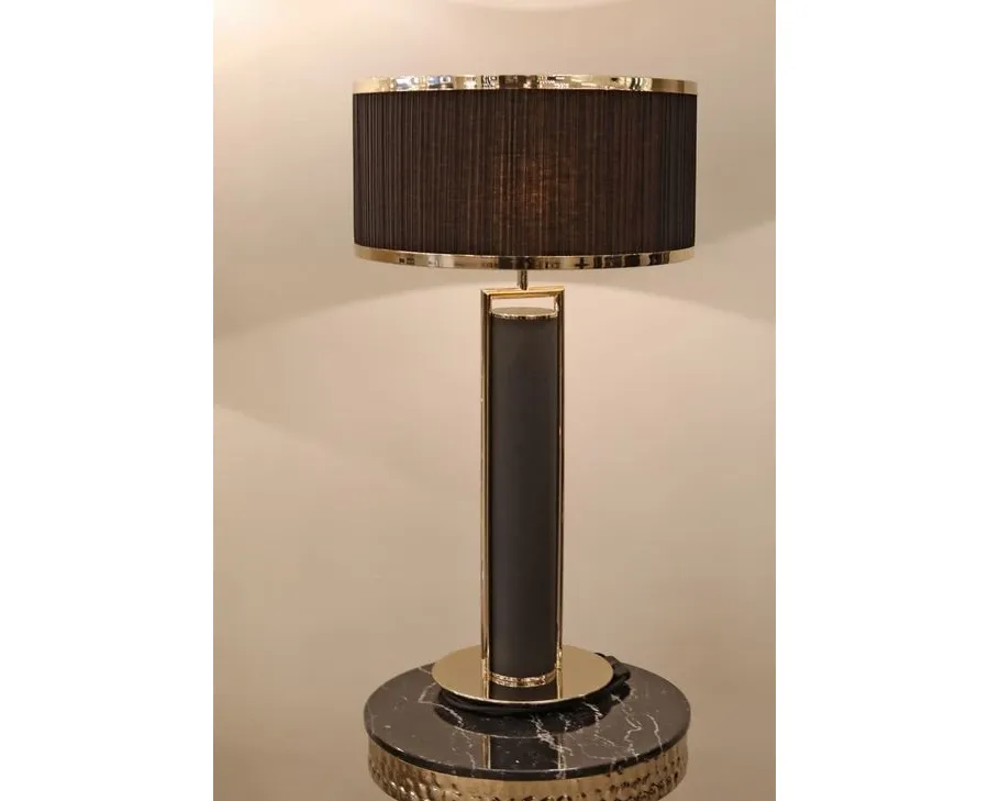 obrazek 4 Dekoracyjna lampa stołowa Bauhaus