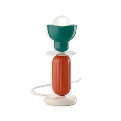 Zdjęcie Stylowa lampka na stolik z Włoch