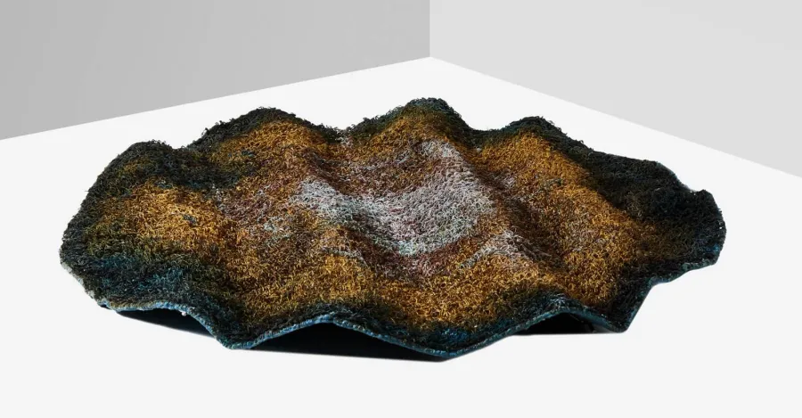 obrazek 1 Dywan z prawdziwego metalu - METAL RUG: BRASS