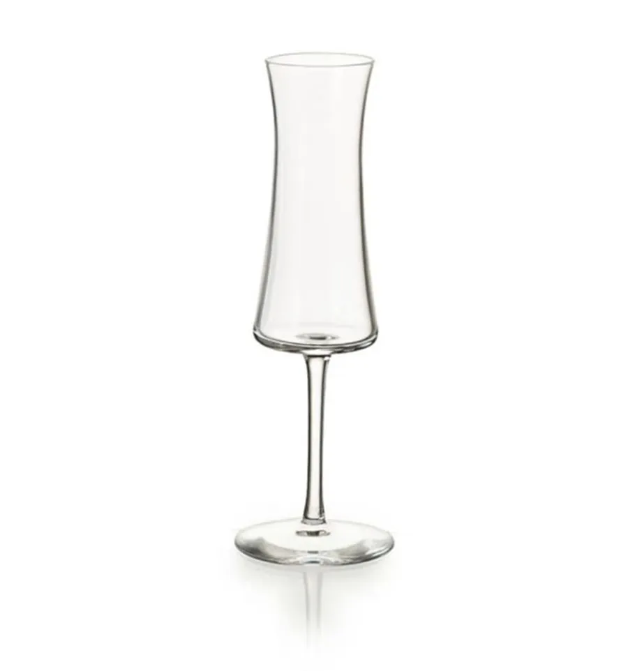 obrazek 1 Minimalistyczny kieliszek do alkoholu Village o prostym eleganckim kształcie - Vista Alegre